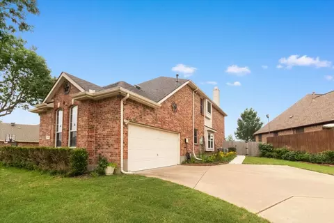 Exterior - 406 Doyle Dr, Keller, TX 76248 photo 3 of 7