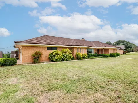 905 High Rd, Coleman, TX 76834