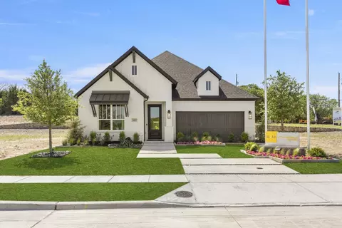 1015 Olympic Dr, Rockwall, TX 75087
