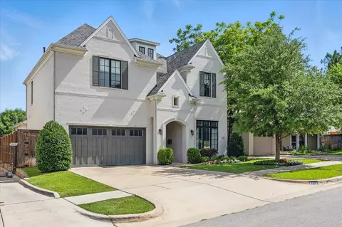 3770 W 5th St, Fort Worth, TX 76107