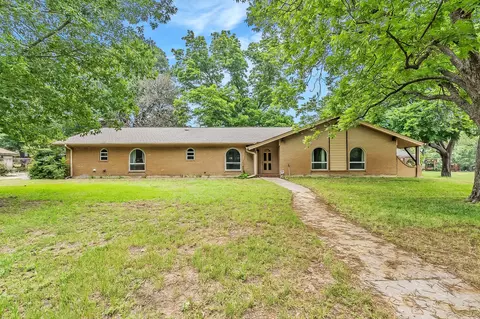 1808 Arthur Dr, Colleyville, TX 76034