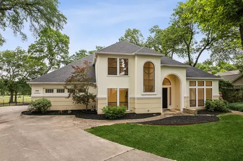 701 Royal Birkdale Dr, Garland, TX 75044