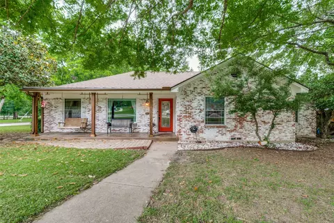8705 Fawn Dr, Dallas, TX 75238