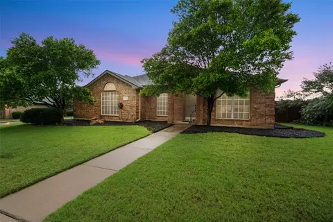 1711 Sage Dr, Midlothian, TX 76065