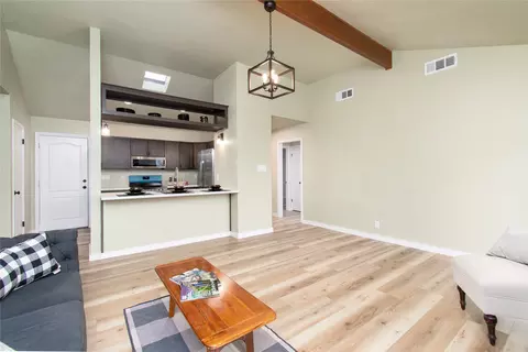 Living - 3918 Trinity Dr, Temple, TX 76504 photo 4 of 4