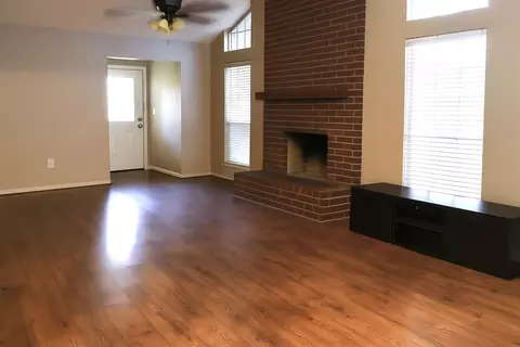 412 N Sierra Trl, Pilot Point, TX 76258 photo 3