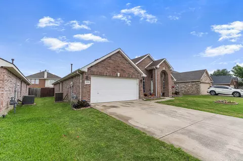 5120 Autumn Hl, Grand Prairie, TX 75052