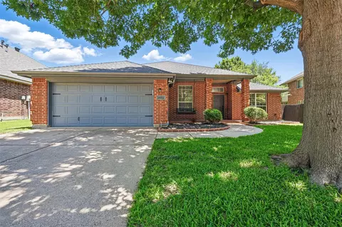 2602 Dogwood Trl, Mansfield, TX 76063