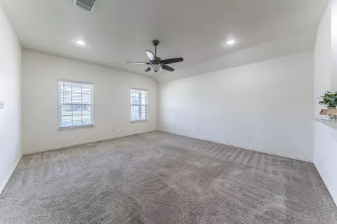 Living - 232 Lovers Path Dr, Springtown, TX 76082 photo 5 of 8