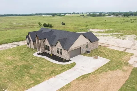 3079 Willow Rd, Celeste, TX 75423