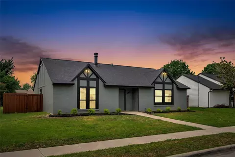 808 Warwick Dr, Plano, TX 75023