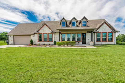 Exterior - 3547 County Road 1092, Celeste, TX 75423 photo 2 of 6