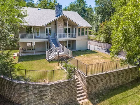 7710 Ravenswood Rd, Granbury, TX 76049