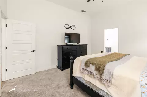 Bedroom - 7010 Jet Stream Dr, Abilene, TX 79606 photo 4 of 10