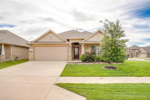 7200 Paso Verde Dr, Fort Worth, TX 76131