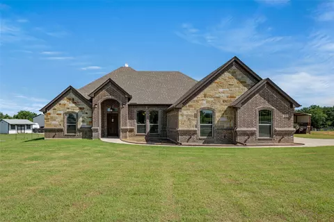 2255 J E Woody Rd, Springtown, TX 76082