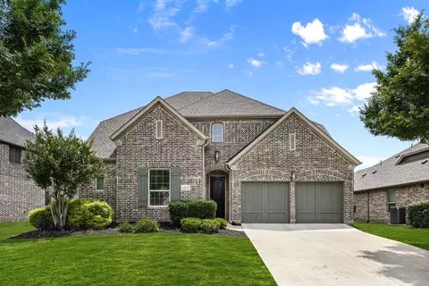 1020 Highpoint Way, Roanoke, TX 76262