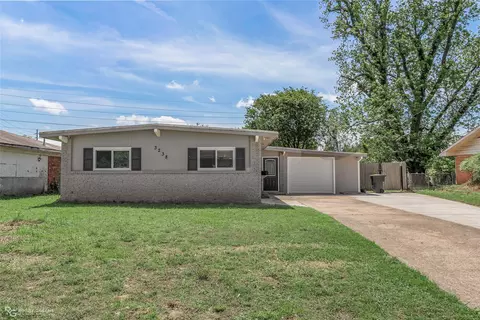 3238 Schuler Dr, Bossier City, LA 71112