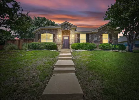 2101 Creekdale Dr, Denton, TX 76210