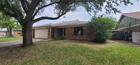 6436 Green Ridge Dr, Watauga, TX 76148
