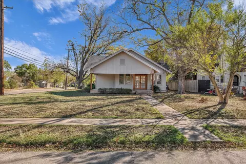 Exterior - 2700 Pine Ave, Waco, TX 76708 photo 3 of 7