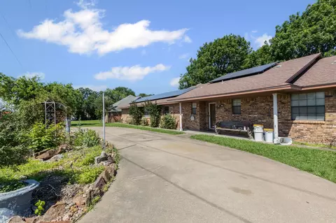 100 Yorkshire Dr, Princeton, TX 75407