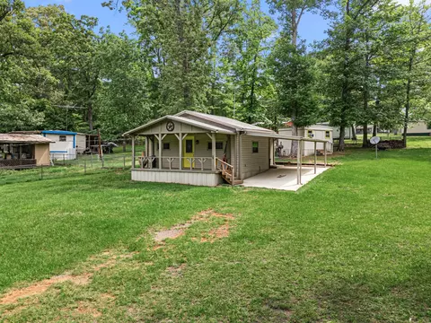 150 David St, Jefferson, TX 75657
