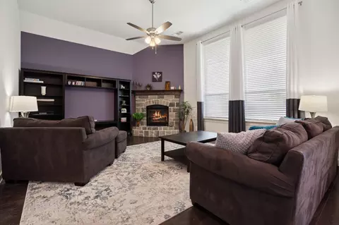 1809 13th St, Argyle, TX 76226 photo 5
