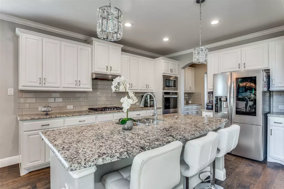 Kitchen - 6829 Fire Dance Dr, Benbrook, TX 76126 photo 1 of 2