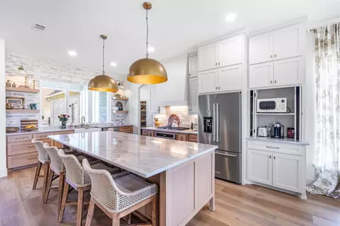 2609 Candlestick Dr, Granbury, TX 76049