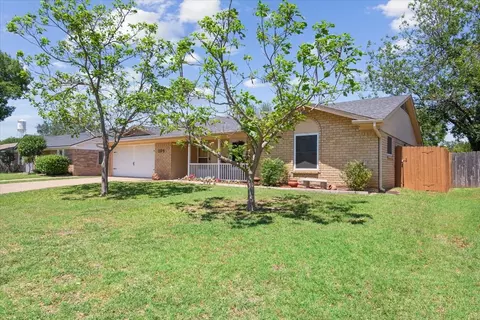 109 S Patricia St, Waco, TX 76705