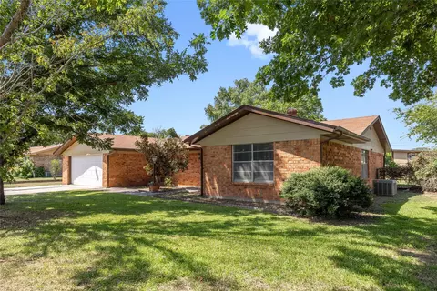 1314 Virginia Ave, Early, TX 76802