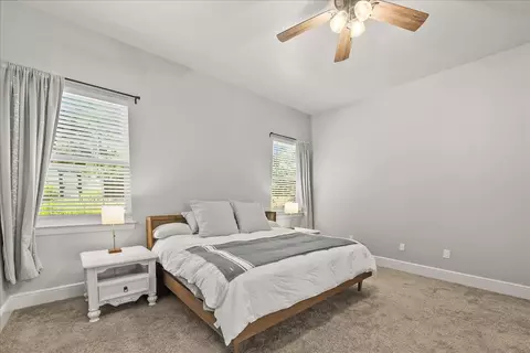 184 Lakeview Cir, Pilot Point, TX 76258 photo 21