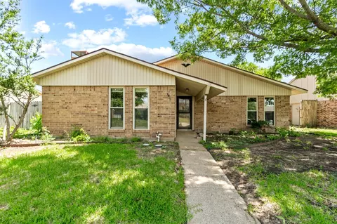 4006 Fletcher Dr, Garland, TX 75044