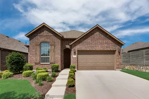 1313 Swan Trl, Argyle, TX 76226