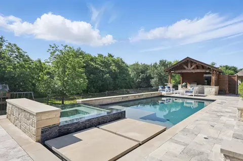 163 Las Colinas Trl, Cross Roads, TX 76227