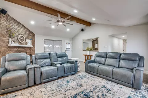 1316 Devonshire Ln, Mesquite, TX 75150 photo 8