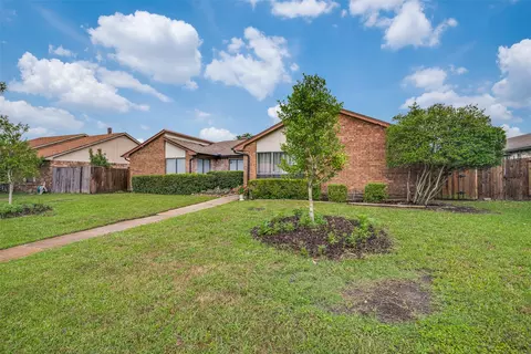 1316 Devonshire Ln, Mesquite, TX 75150 photo 4