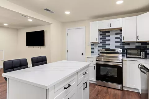 Kitchen - 1145 E Sunset St, Waco, TX 76704 photo 2 of 3