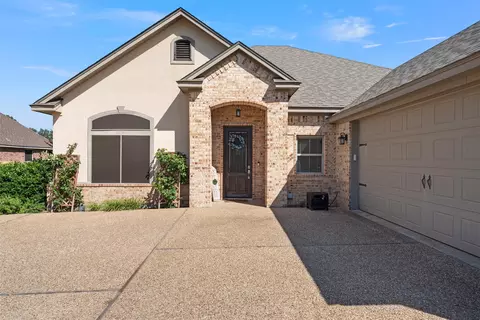 41 N Shore Cir, Waco, TX 76708 photo 3
