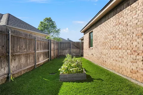 41 N Shore Cir, Waco, TX 76708 photo 35
