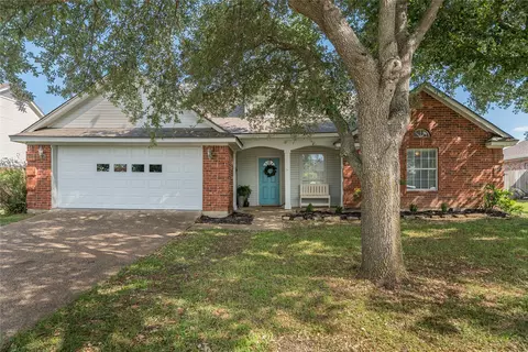 10161 Aragon Dr, Waco, TX 76708