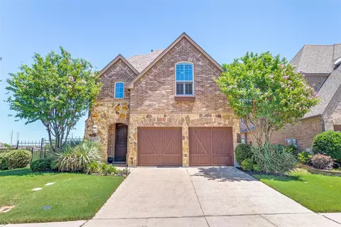 131 Lavaca Dr, Irving, TX 75039