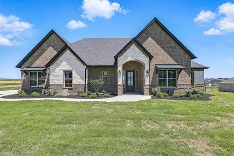 1065 Uplift Dr, Weatherford, TX 76087