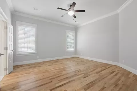 526 E Worth St, Grapevine, TX 76051 photo 21