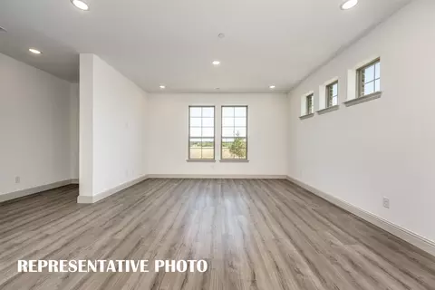 709 4th St, Argyle, TX 76226 photo 4