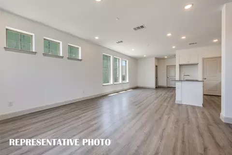 709 4th St, Argyle, TX 76226 photo 3