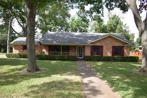 500 Riggs Cir, Mesquite, TX 75149