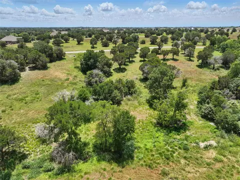 6224 N Aberdeen Dr, Cleburne, TX 76033