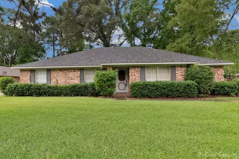 9822 Ellerbe Rd, Shreveport, LA 71106